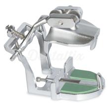 Dental Articulator with quick fixation