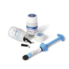 Filtek Supreme XTE: Universal Restorative Composite