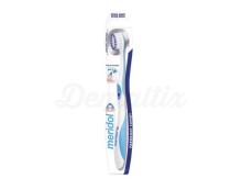 Meridol® Parodont Expert : Brosse à dents extra douce