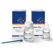 Meron Plus : ionomère renforcé de résine (libérant des fluorures)